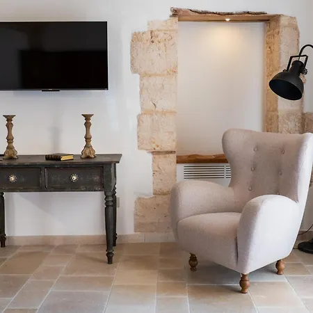 Dimore Piazza Roma Trulli & Guest house