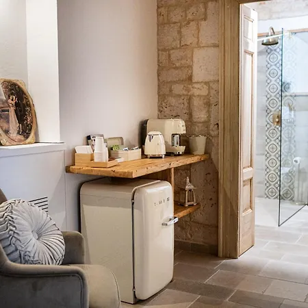 Guest house Dimore Piazza Roma Trulli & 3*