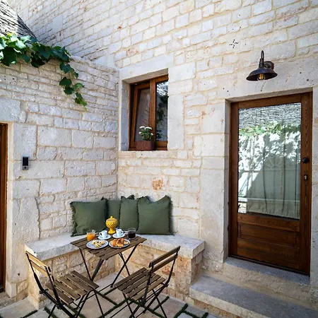 Dimore Piazza Roma Trulli & 3*